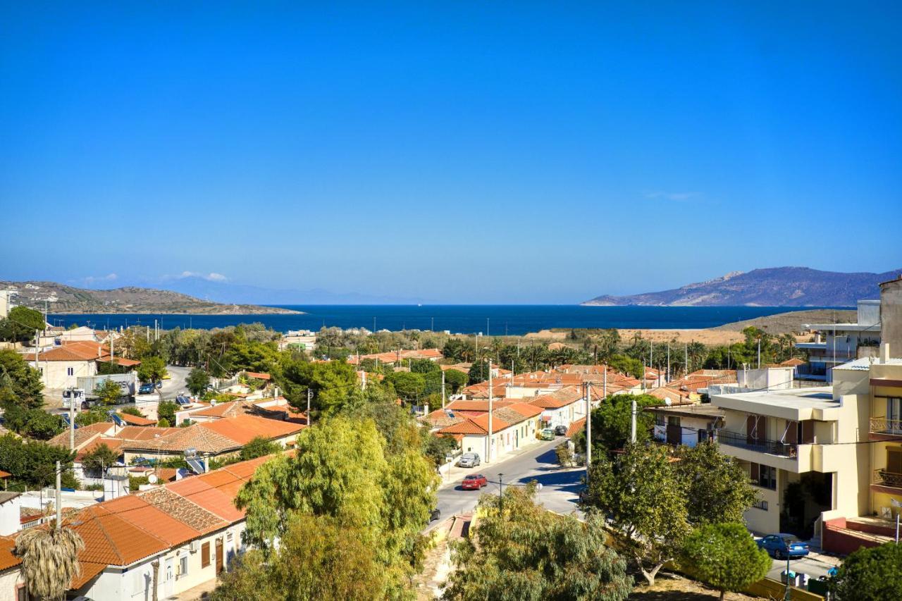 Sea & Mountain Apartment Close To Port And City Лаврион Экстерьер фото